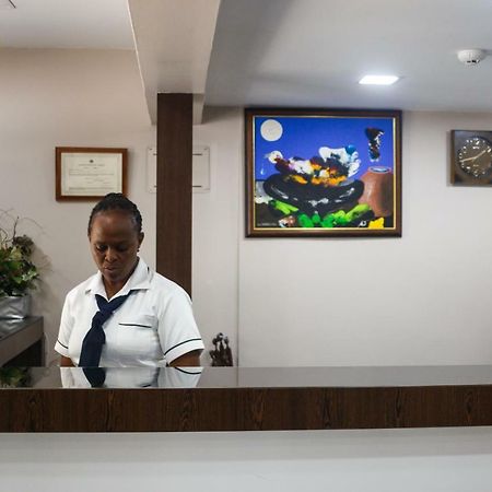Hotel Santa Cruz Maputo Buitenkant foto