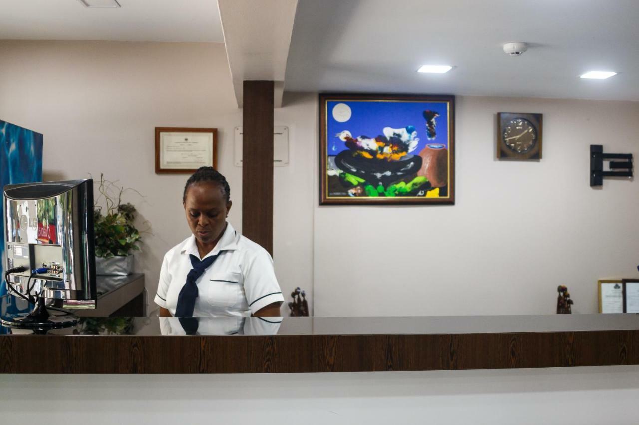 Hotel Santa Cruz Maputo Buitenkant foto